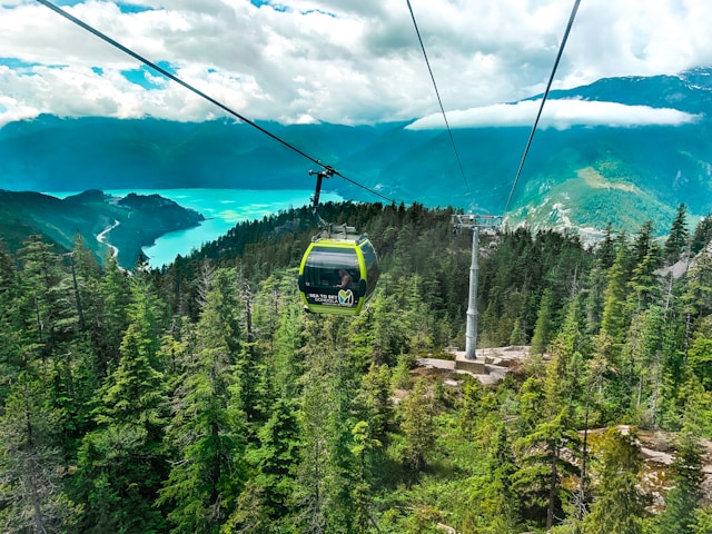a picture of sea to sky gondola