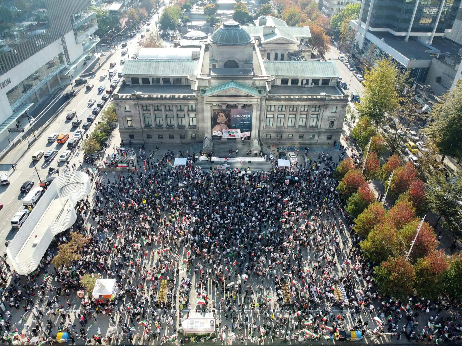Front view of the Vancouver Art Gallery building downtown