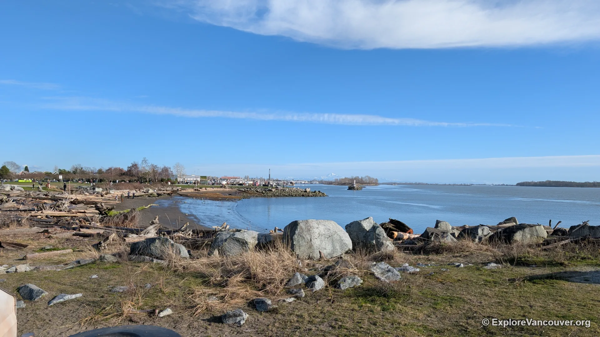 Garry Point Park sandy beach area in Richmond's Steveston Village