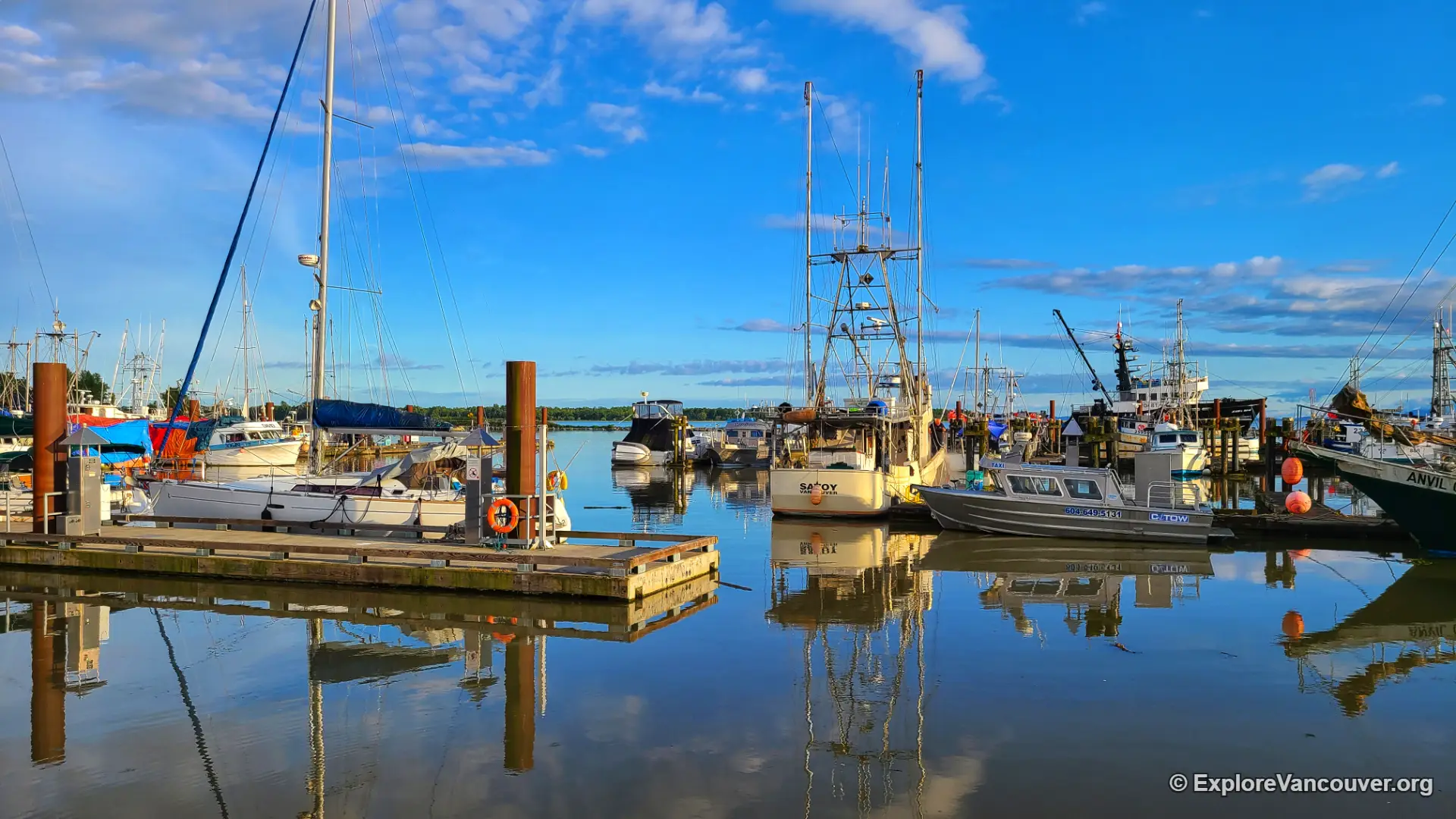 Boats docked at Steveston Fisherman's Wharf