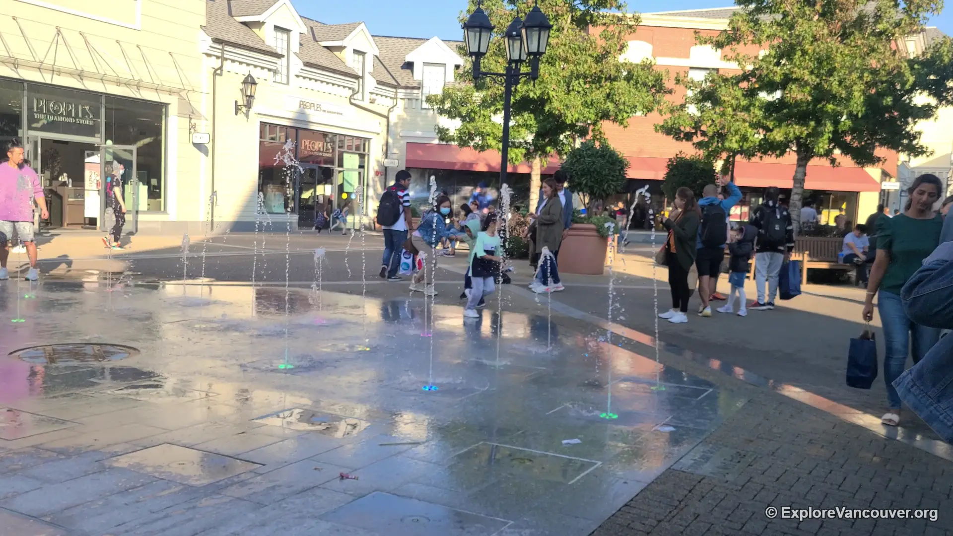 Water play area for kids at McArthurGlen Designer Outlet Vancouver Airport